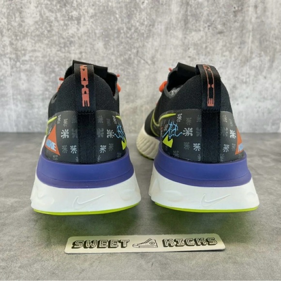 Nike React Infinity Run Flyknit A.I.R. Running Shoes - Picture 5 of 10
